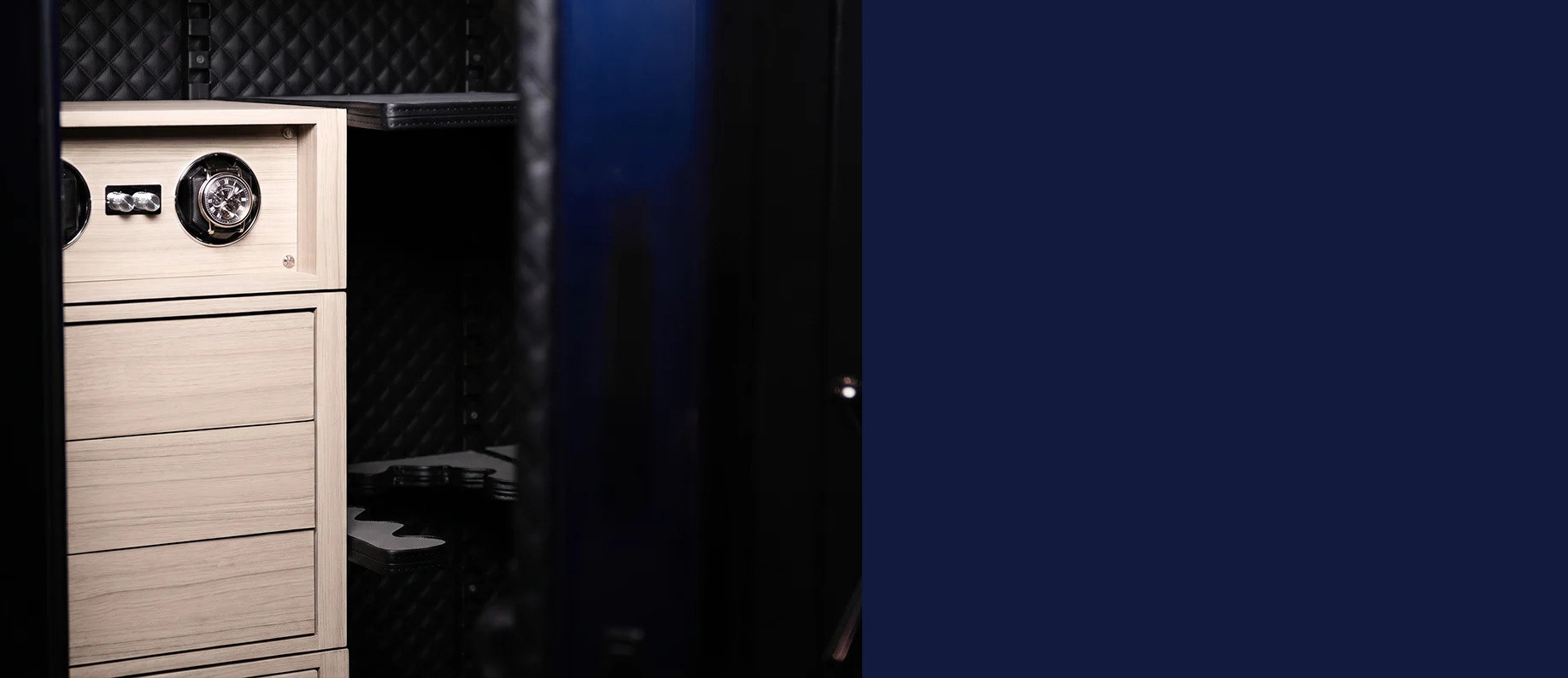 Modular shelving. High-End Finishes. Pro Flex® personalization in Wilmington